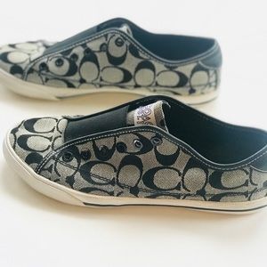 { COACH } Women’s Signature Sneakers Shoes Sz 7.5